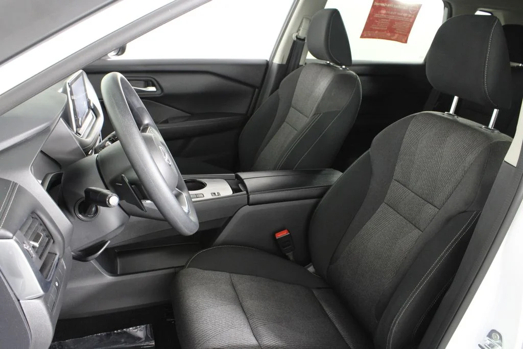2024 Nissan Rogue SV - Photo 20