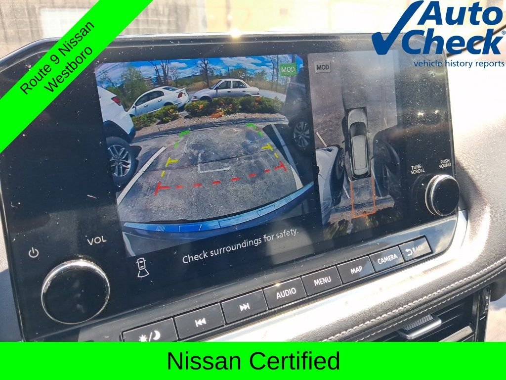 Used 2023 Gray Nissan SL image 26