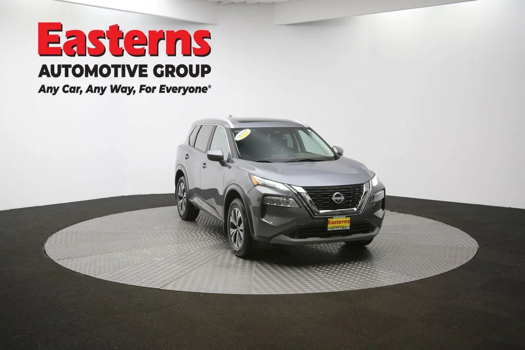 Used 2023 Gray Nissan SV image 51