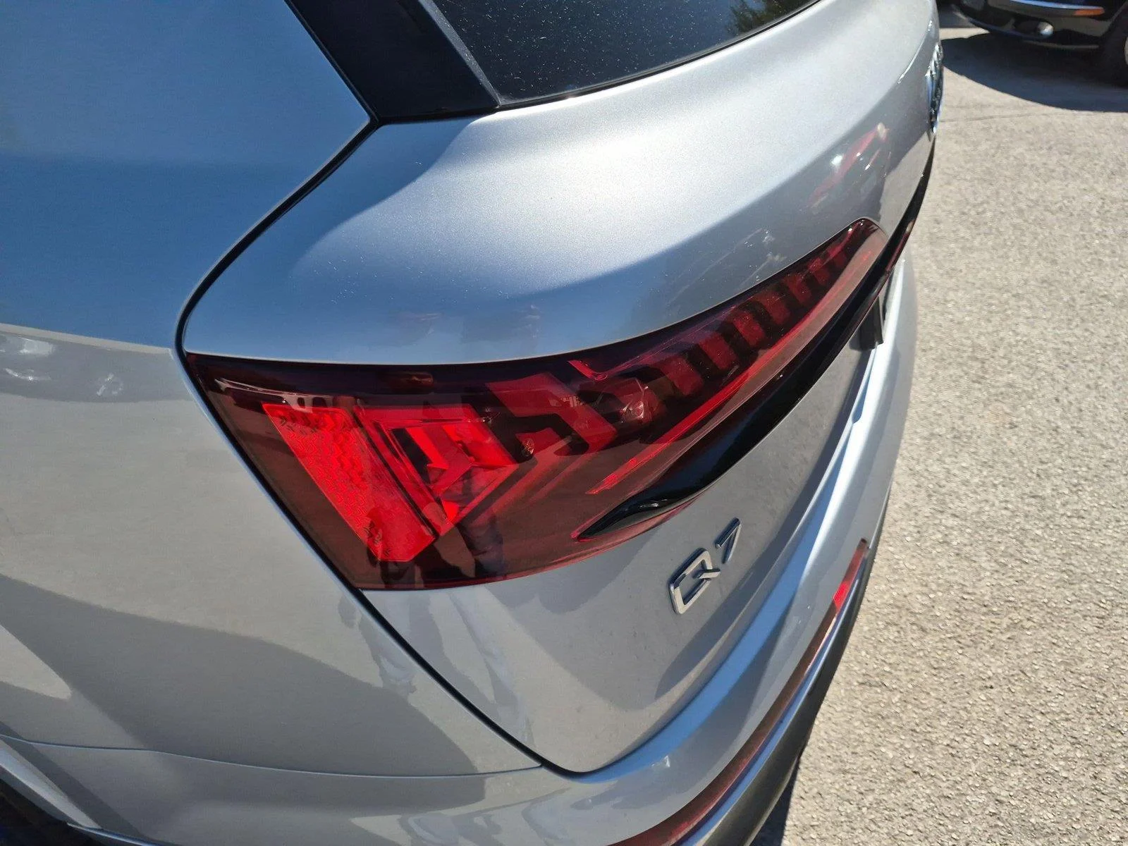 Used 2022 Florett Silver Metallic Audi Premium Plus image 11