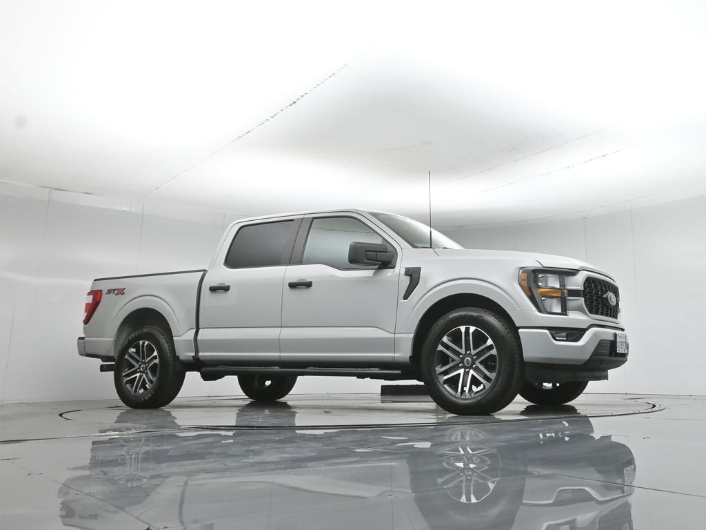 Certified Used 2023 White Ford XL image 4
