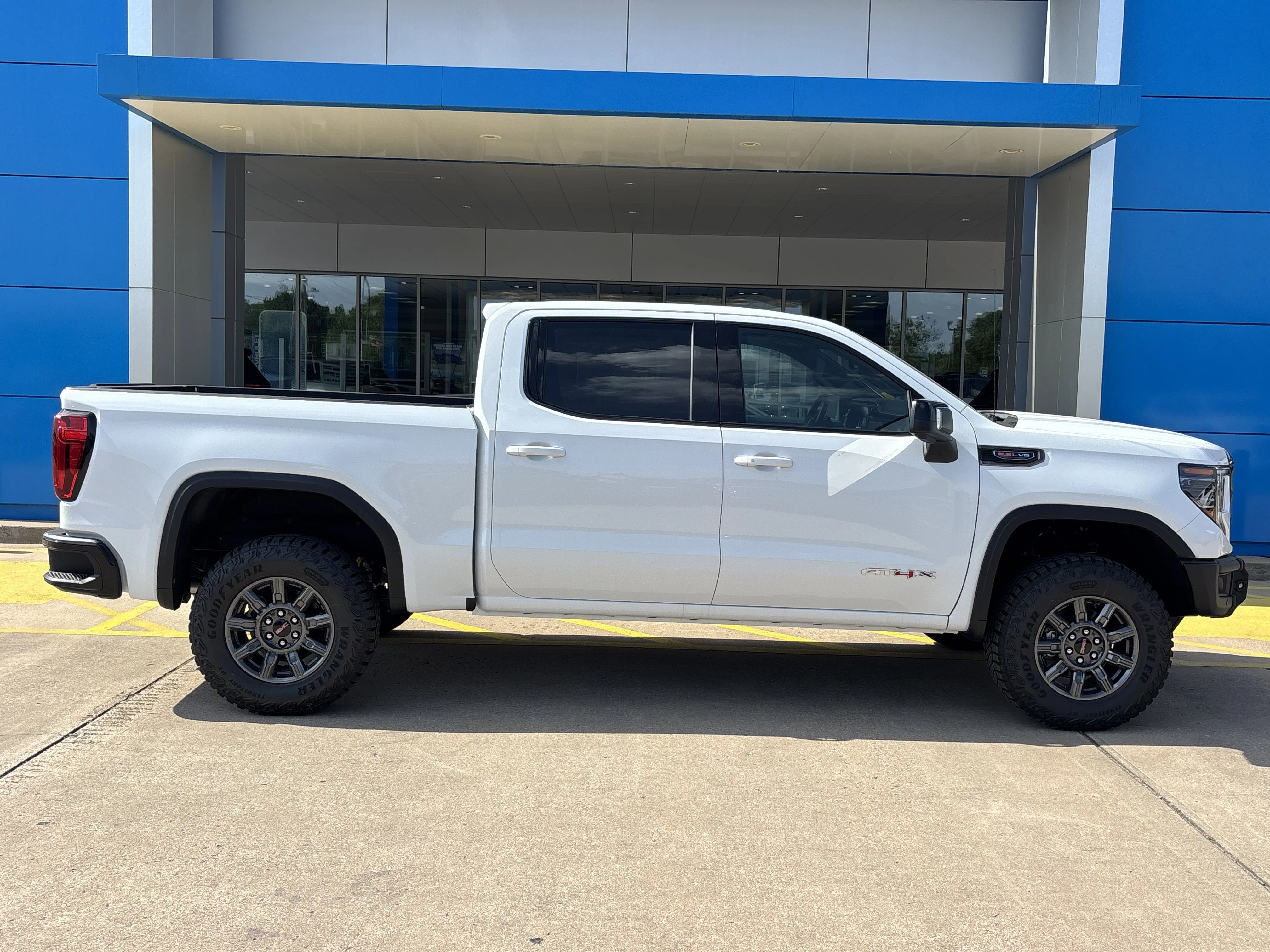 New 2026 Summit White GMC AT4X image 2