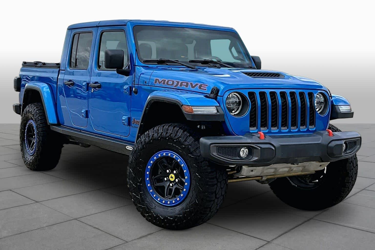 Pre-Owned 2022 Jeep Gladiator Mojave