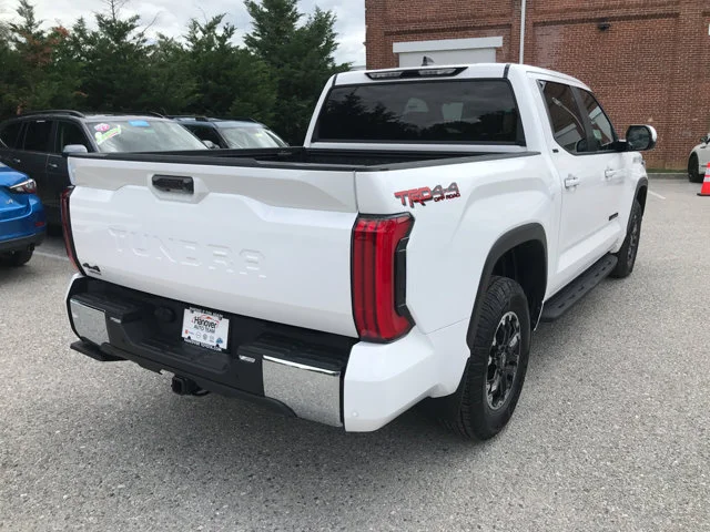New 2026 Ice Cap Toyota SR5 image 7