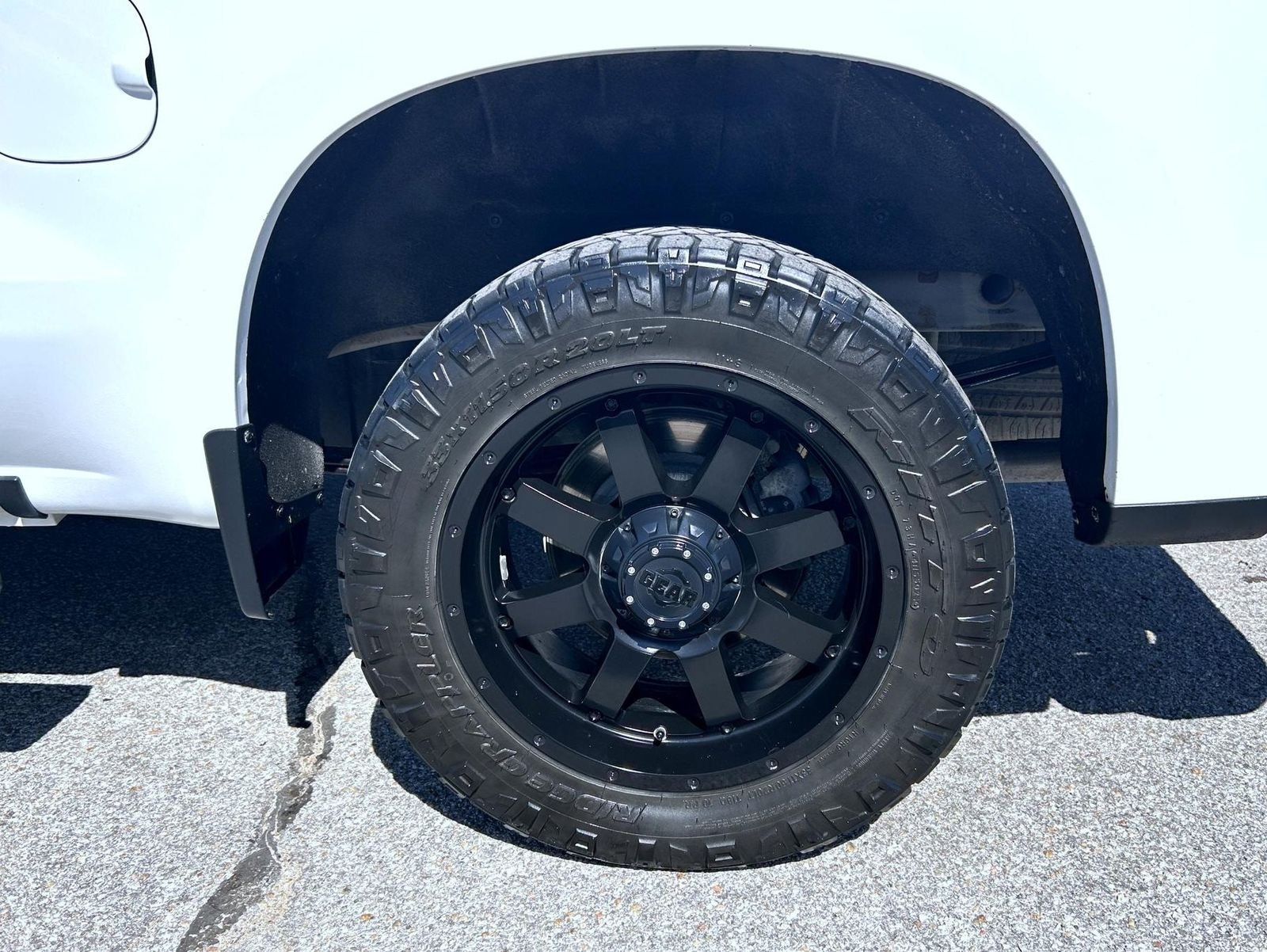Used 2021 White Chevrolet LTZ image 22