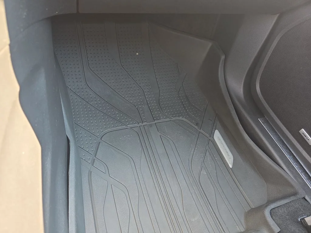 Used 2023 Sterling Gray Metallic Chevrolet Premier image 18