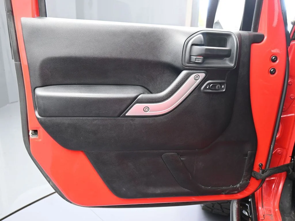 2014 Jeep Wrangler Unlimited Rubicon - Photo 23