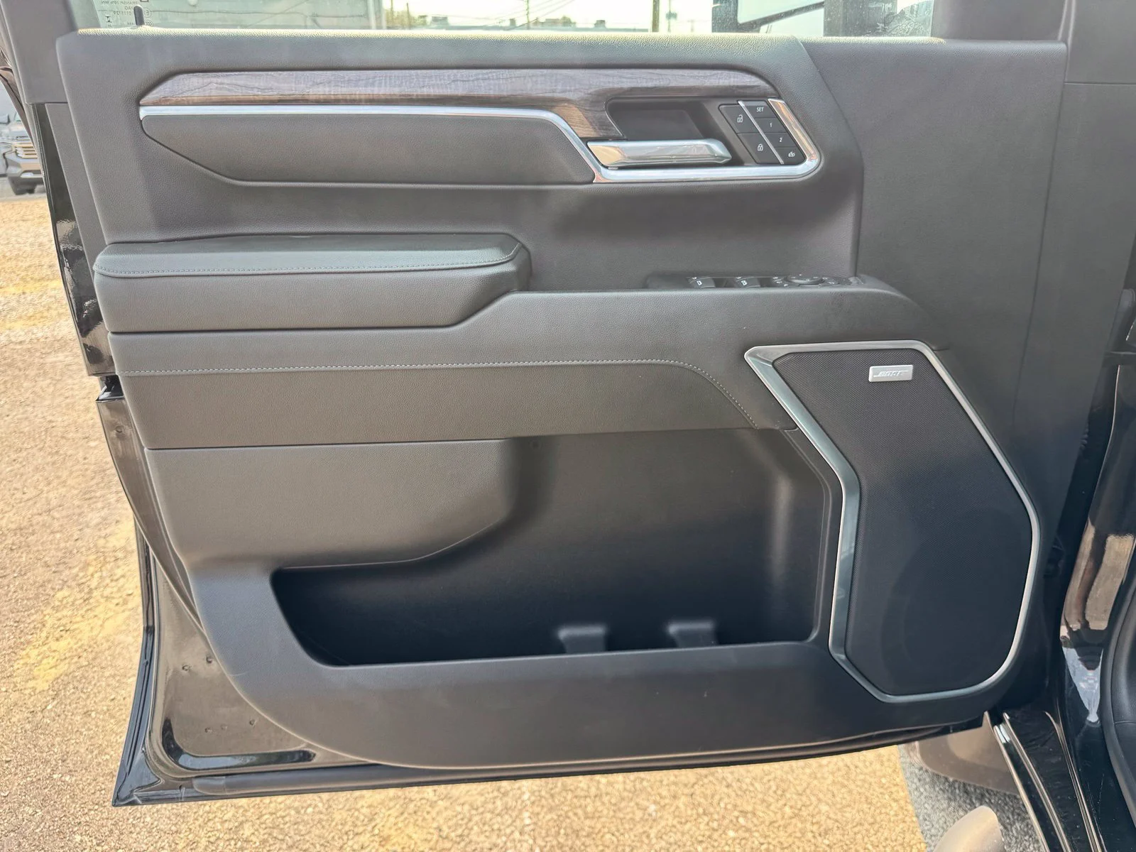 2024 Chevrolet Silverado 2500HD LTZ - Photo 12