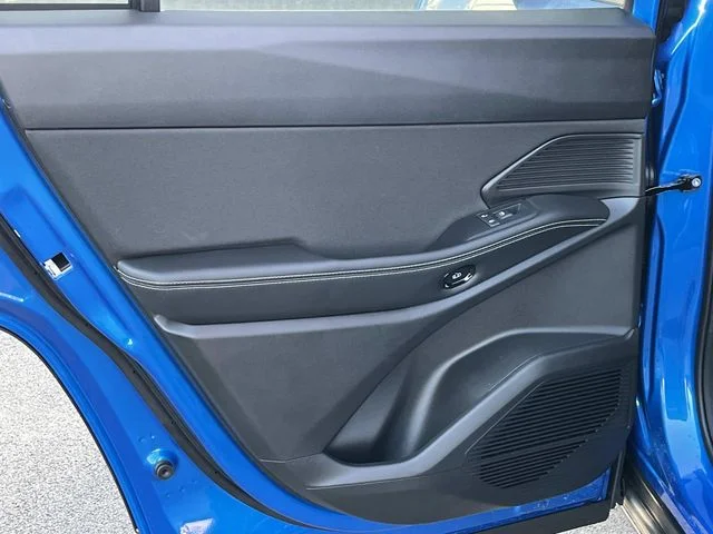 New 2026 Hydro Blue Pearl-Coat Exterior Paint Jeep Laredo image 16