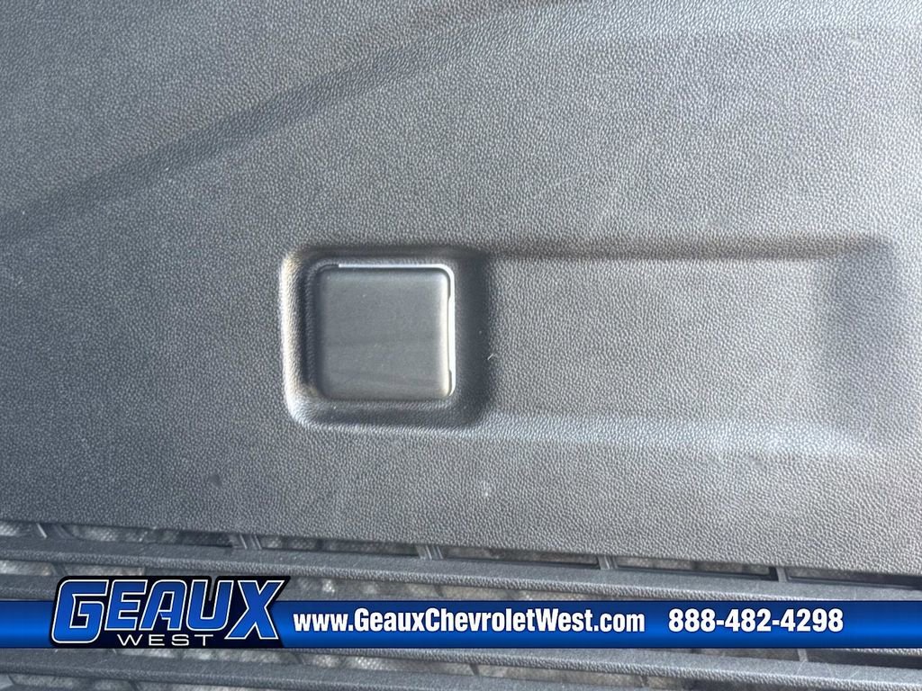 Used 2025 Black Chevrolet Z71 image 23