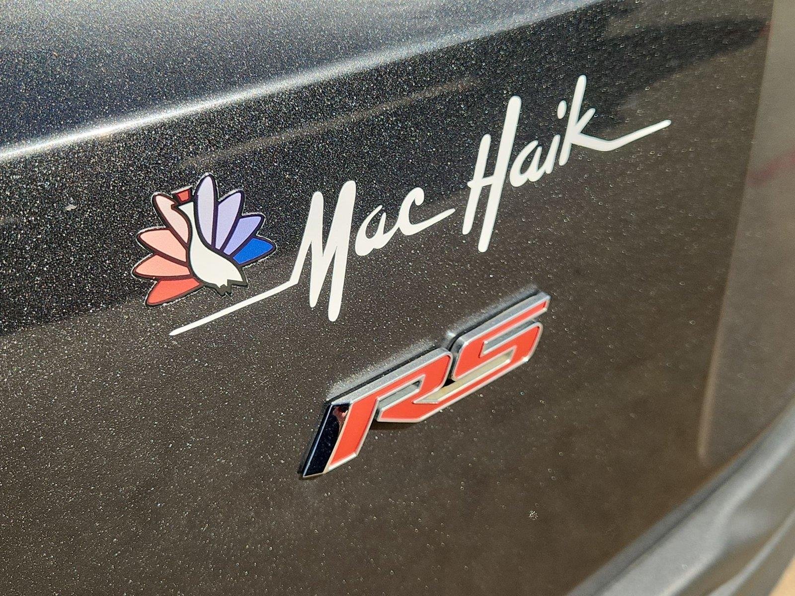 2018 Chevrolet Camaro 1LT - Photo 29