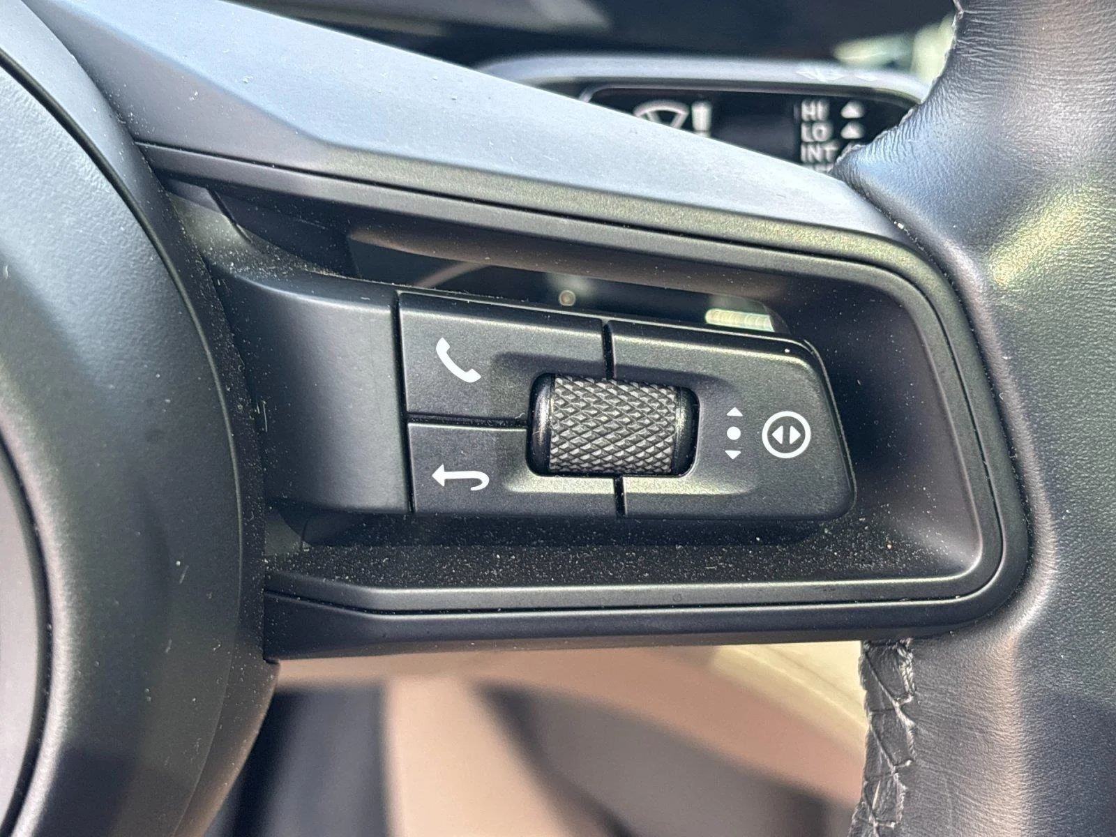 Used 2020 Jet Black Metallic Porsche 4S image 20