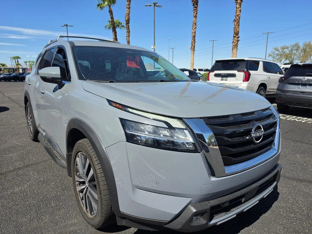Certified Used 2022 Gray Nissan Platinum image 3