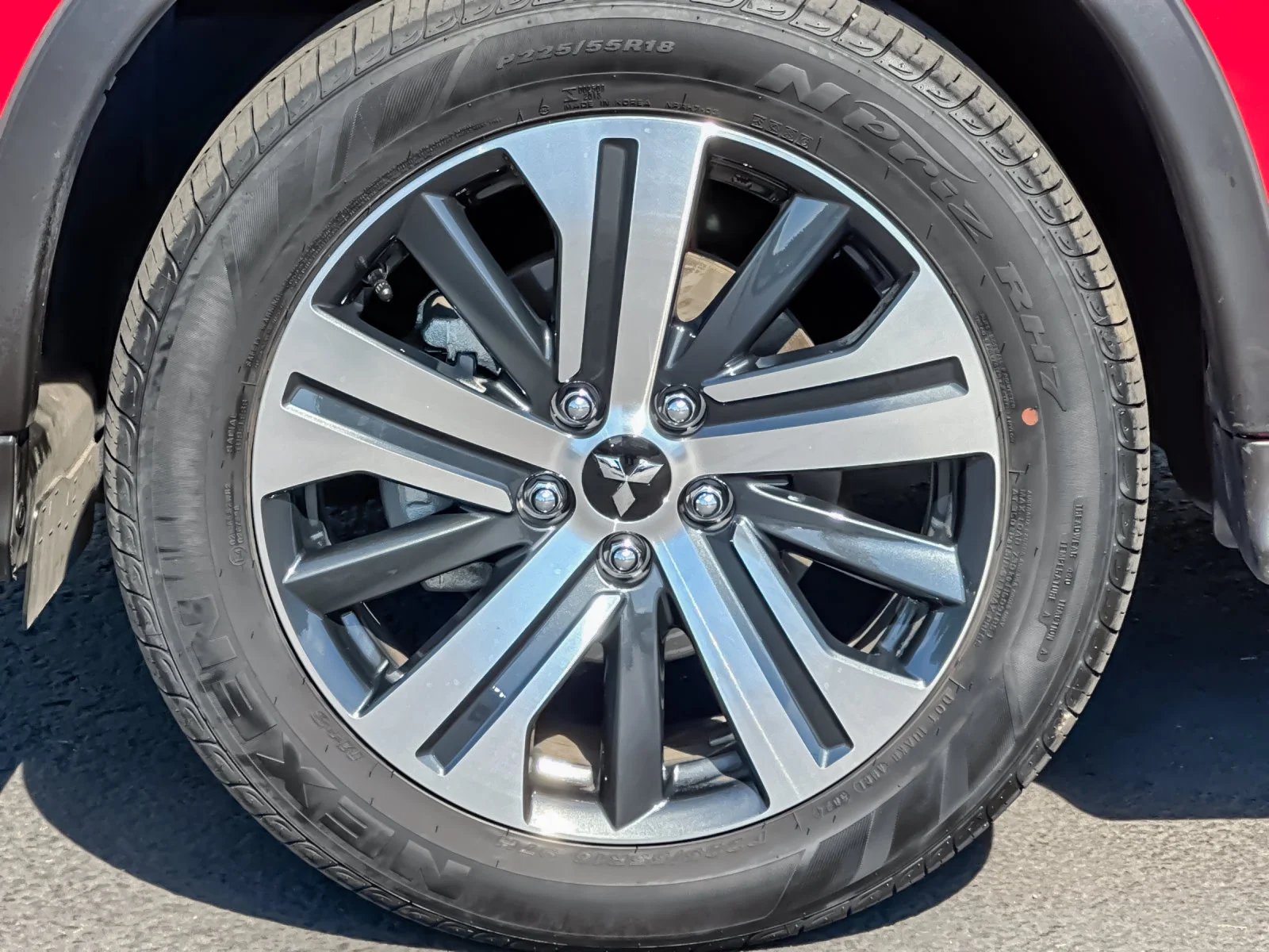 Used 2025  Mitsubishi 2.0 ES image 25