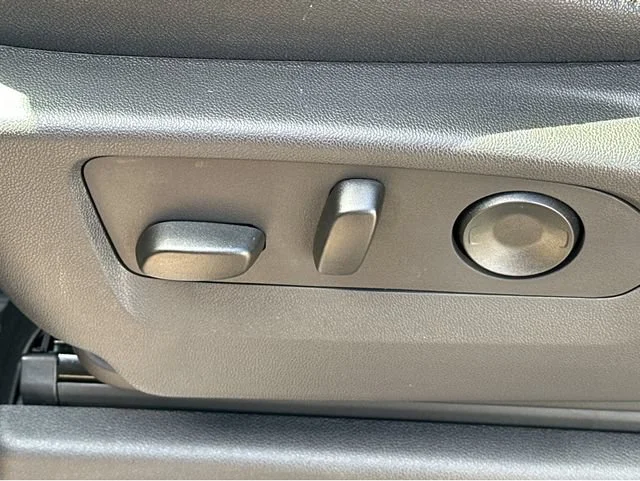 New 2026 Sterling Metallic GMC AT4 image 35