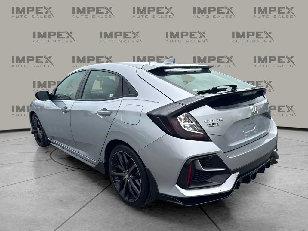 Used 2021  Honda Sport image 2
