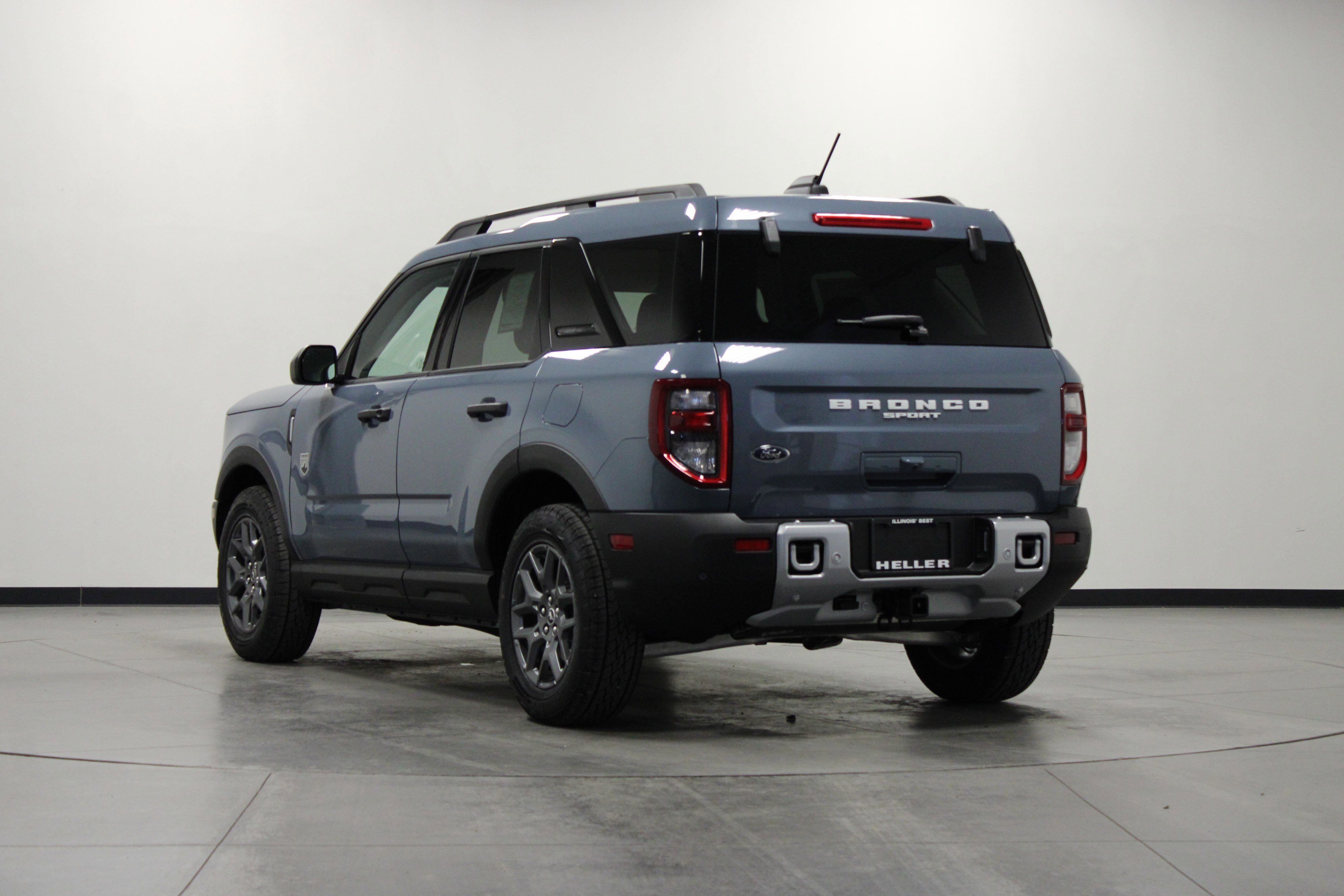 New 2025 Azure Gray Metallic Tri-Coat Ford Big Bend image 6