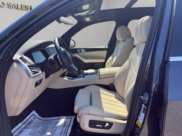 Used 2020 Arctic Gray Metallic BMW xDrive40i image 9