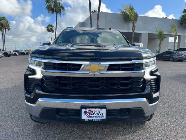 Used 2022 Black Chevrolet LT image 2