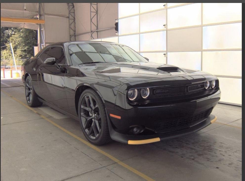Used 2022 Pitch Black Clearcoat Dodge R/T image 1