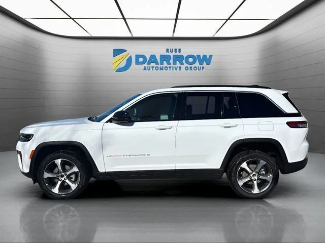 New 2026 White/off-white Jeep Limited image 2