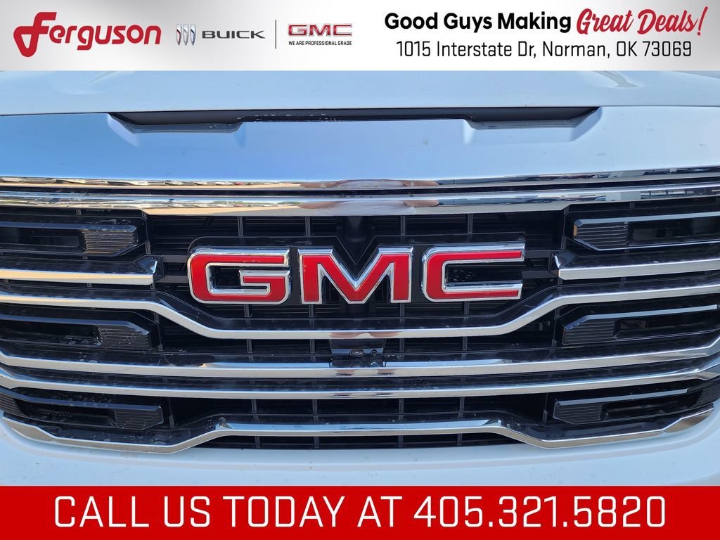 2026 GMC Sierra 1500 SLT - Photo 10