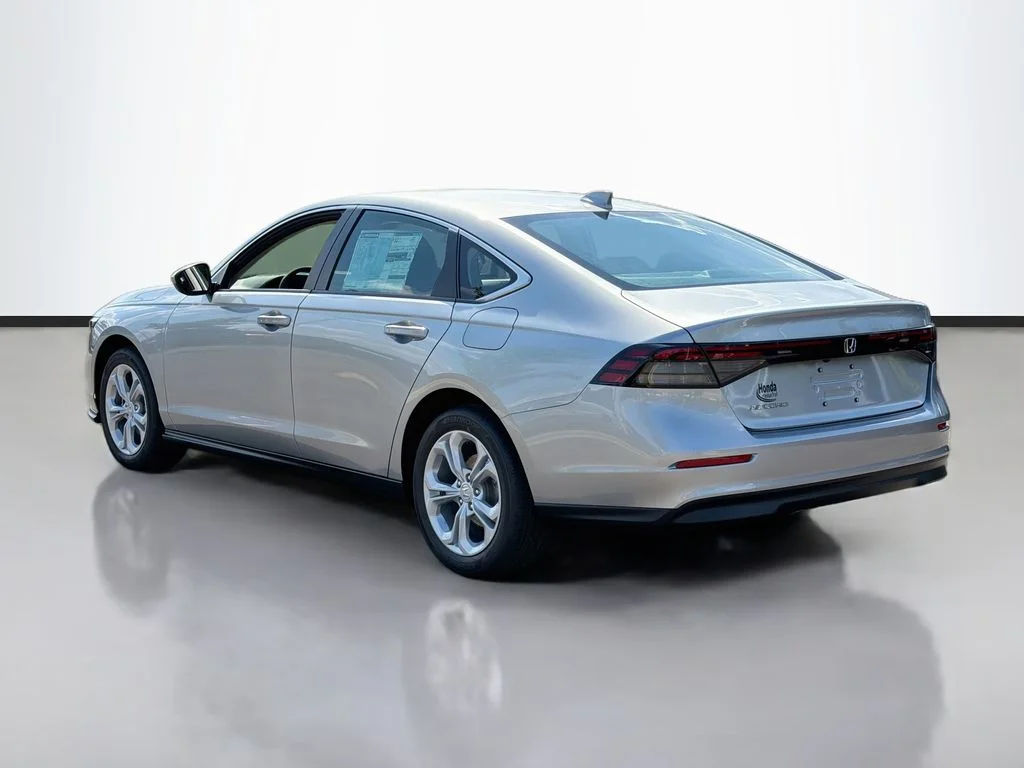 New 2026 Solar Silver Metallic Honda LX image 7