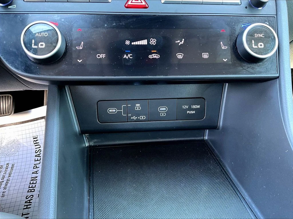 Certified Used 2024 Black Hyundai SEL image 16