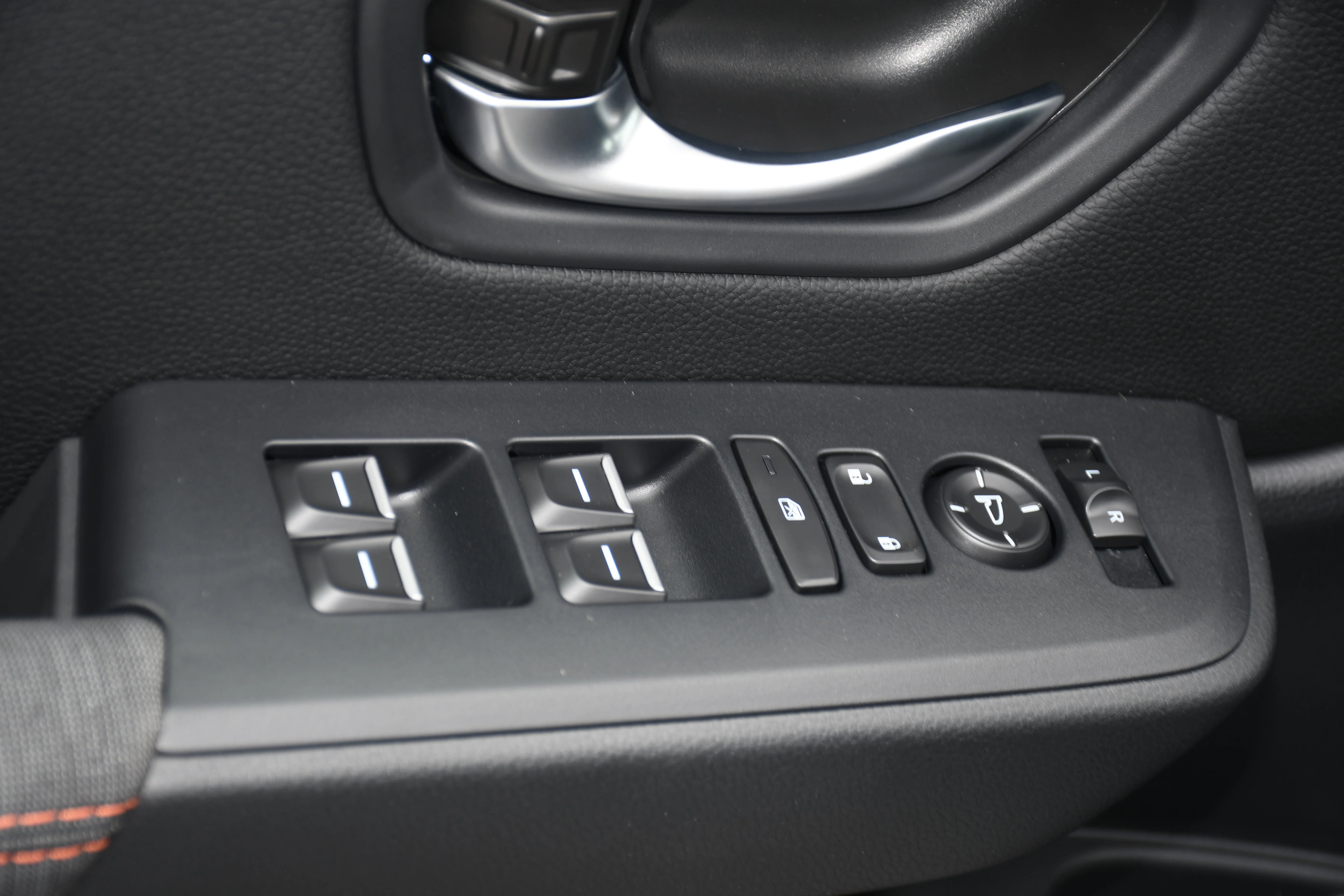 2026 Honda Pilot Sport - Photo 6
