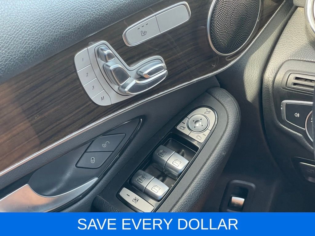 Used 2020  Mercedes-Benz GLC 300 image 7