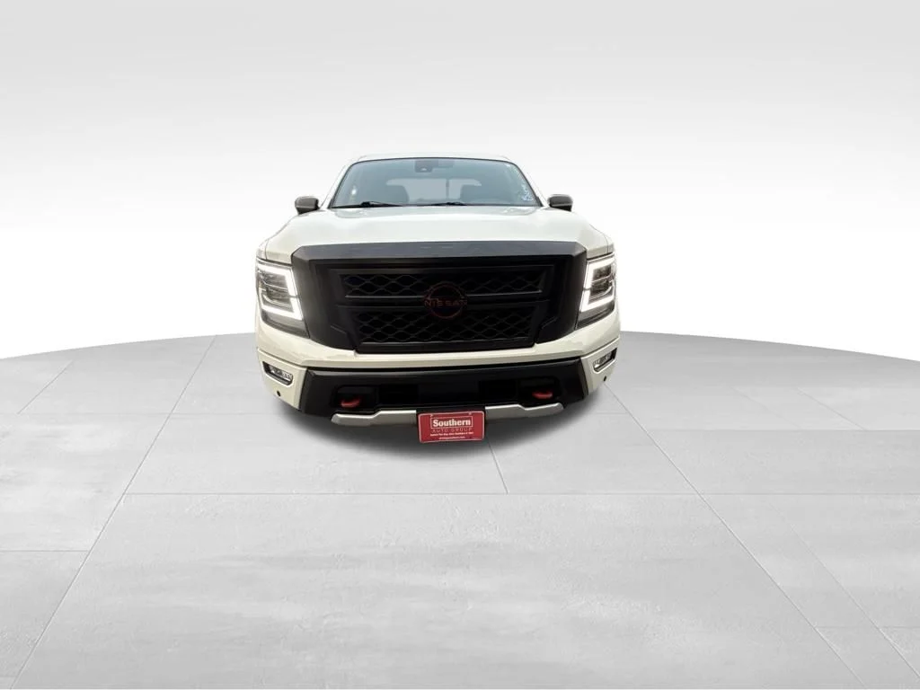 Used 2024 White Nissan PRO-4X image 12