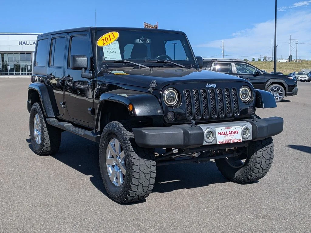 Used 2013 Black Jeep Sahara image 3