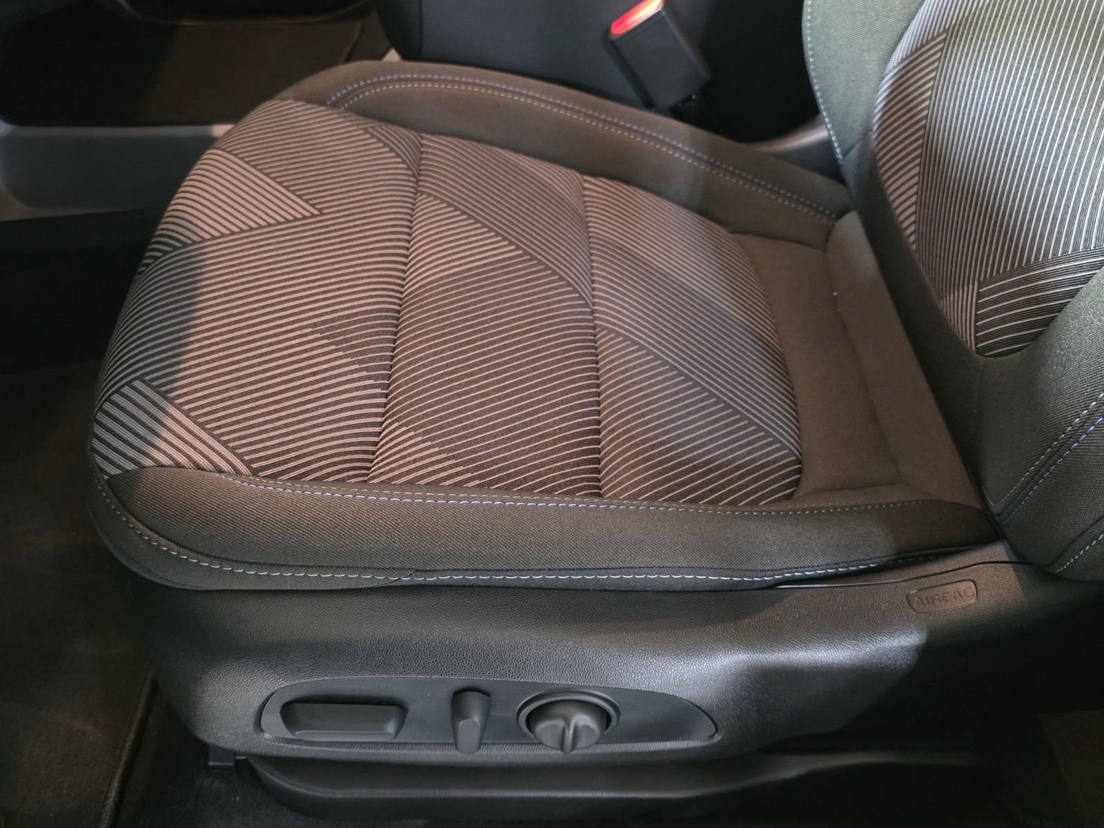 2027 Chevrolet Bolt LT - Photo 23