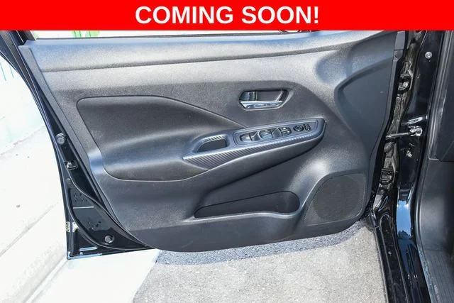 Used 2021 Black Nissan 1.6 SV image 13