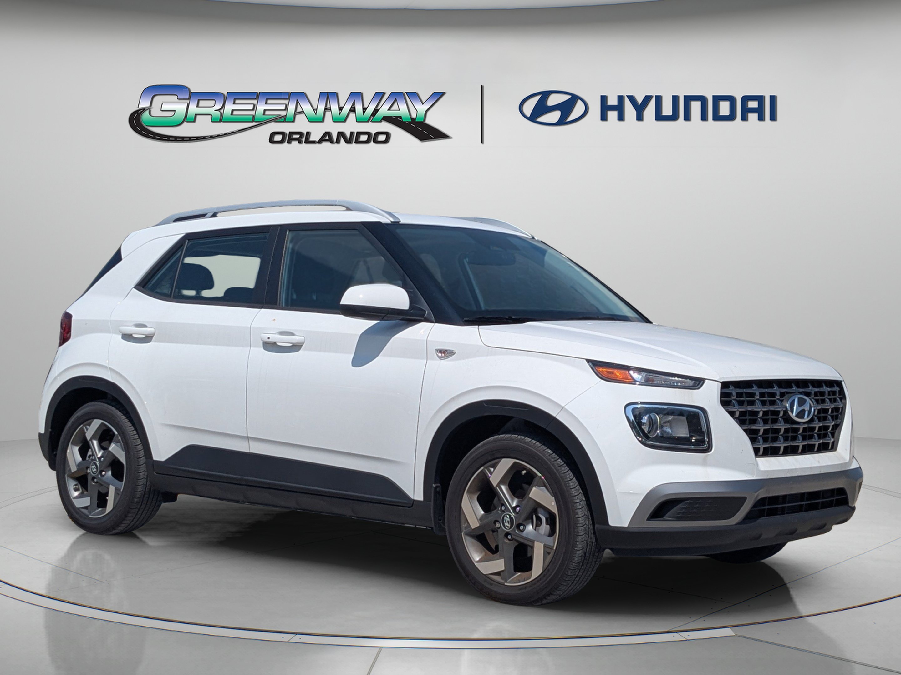 Certified Used 2025 Lunar White Hyundai SEL image 1