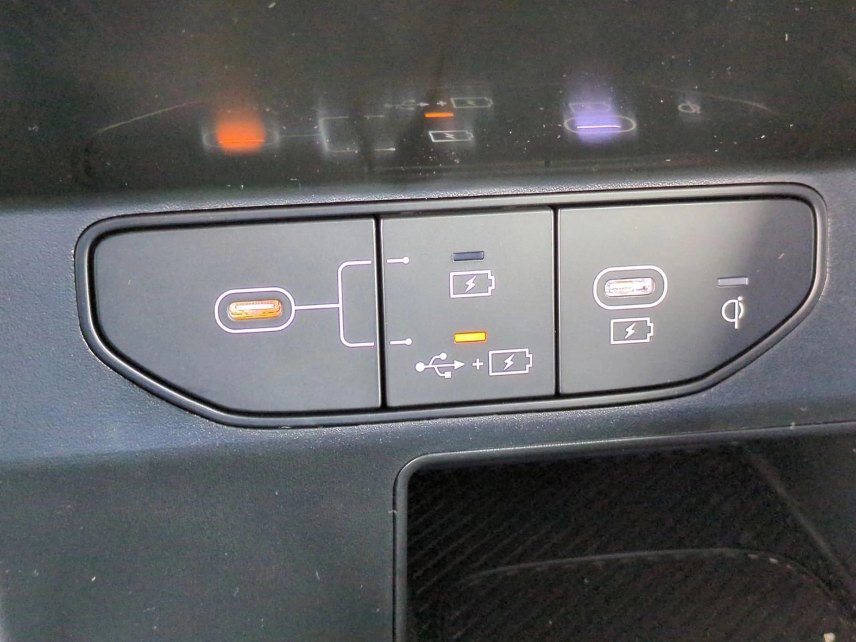 2026 Kia Sorento EX - Photo 12