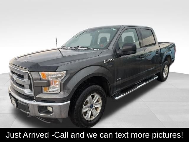 Used 2016  Ford XLT image 1