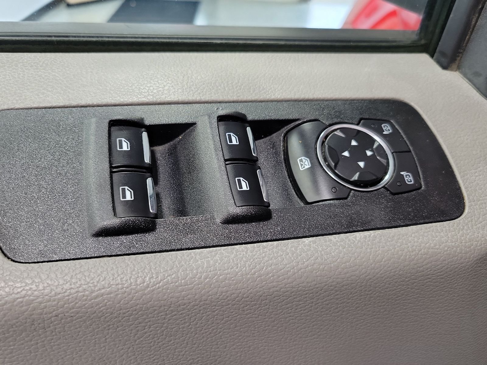 Used 2018 Black Ford XLT image 14