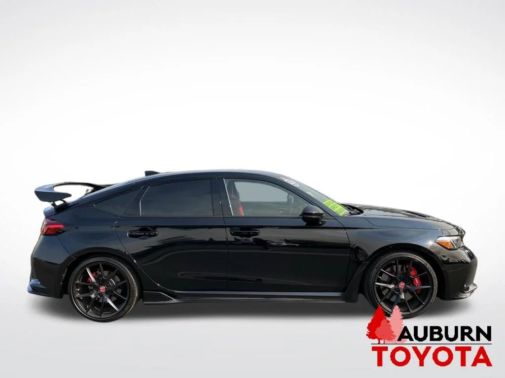 Used 2023  Honda  image 8