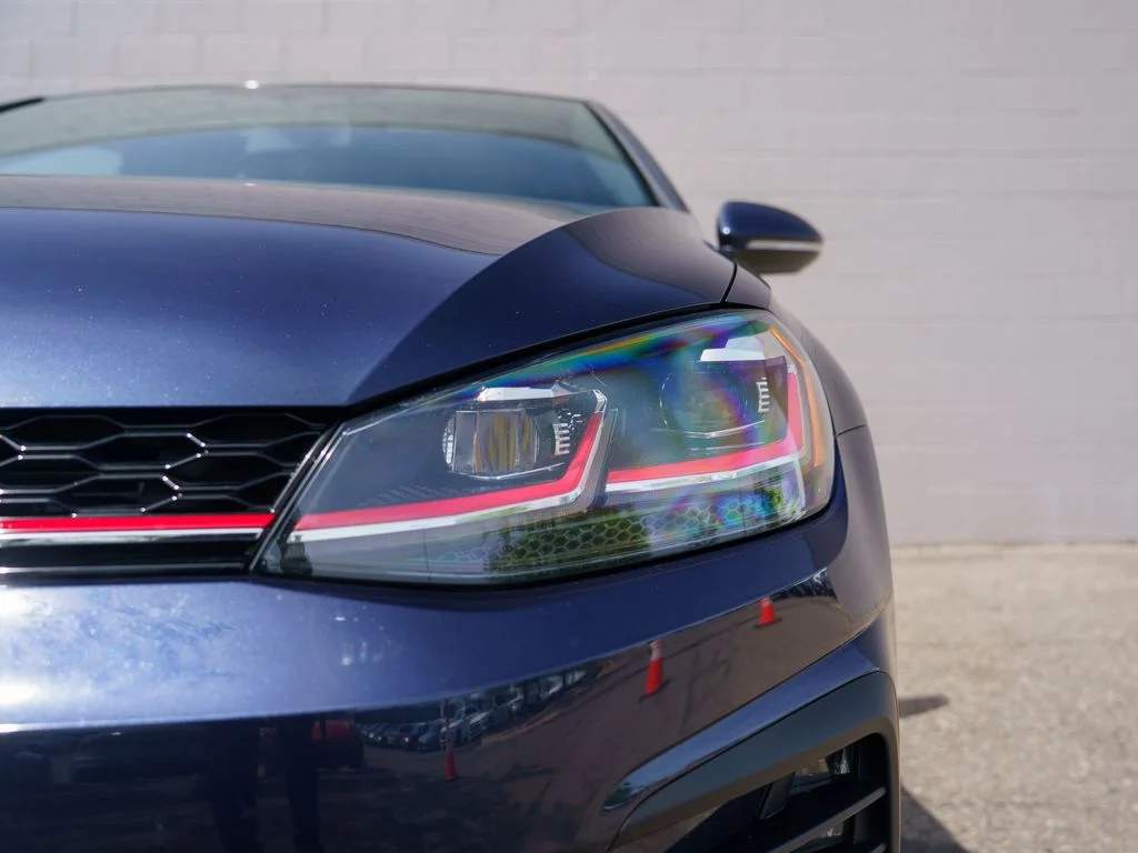 Used 2018 Blue Volkswagen 2.0T SE image 11