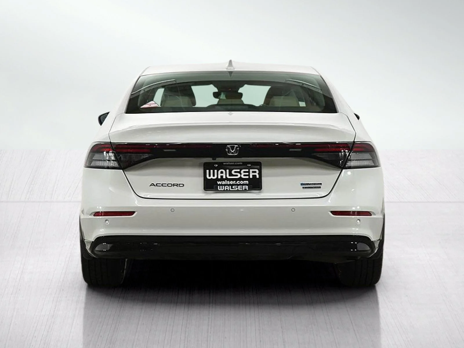 Used 2023 White Honda Touring image 4