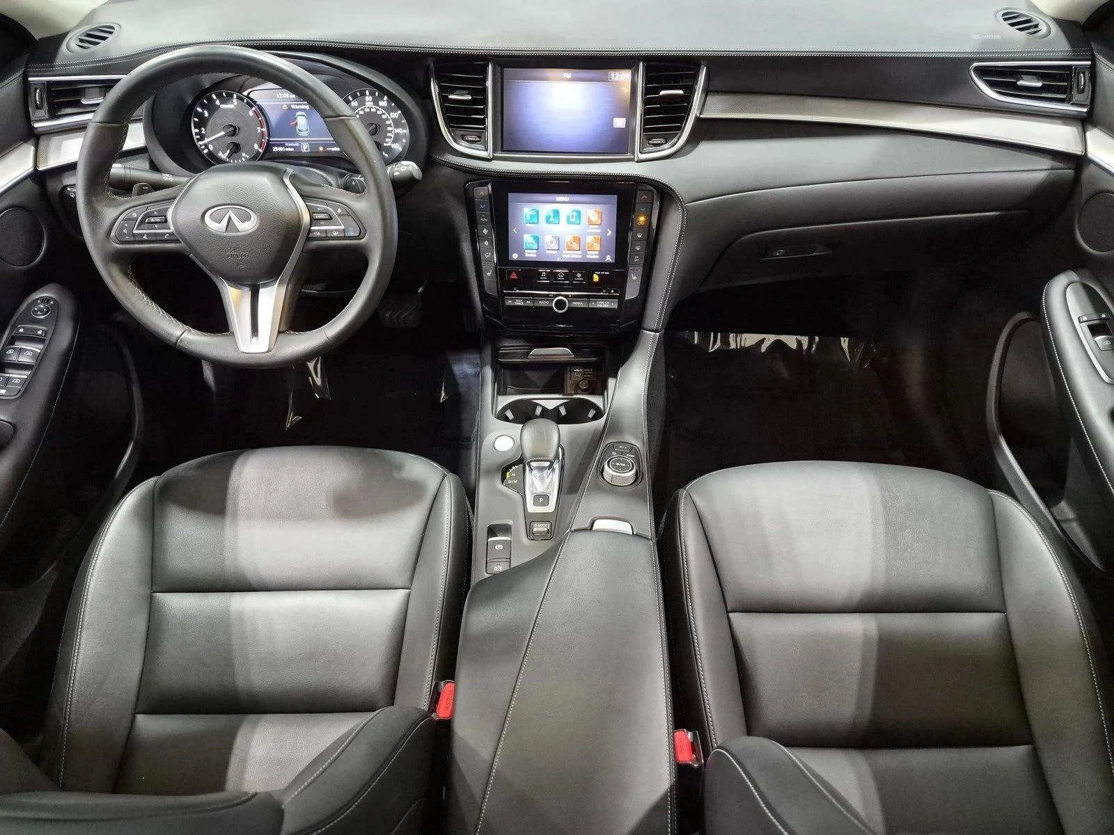 Used 2021 Black Obsidian INFINITI LUXE image 18