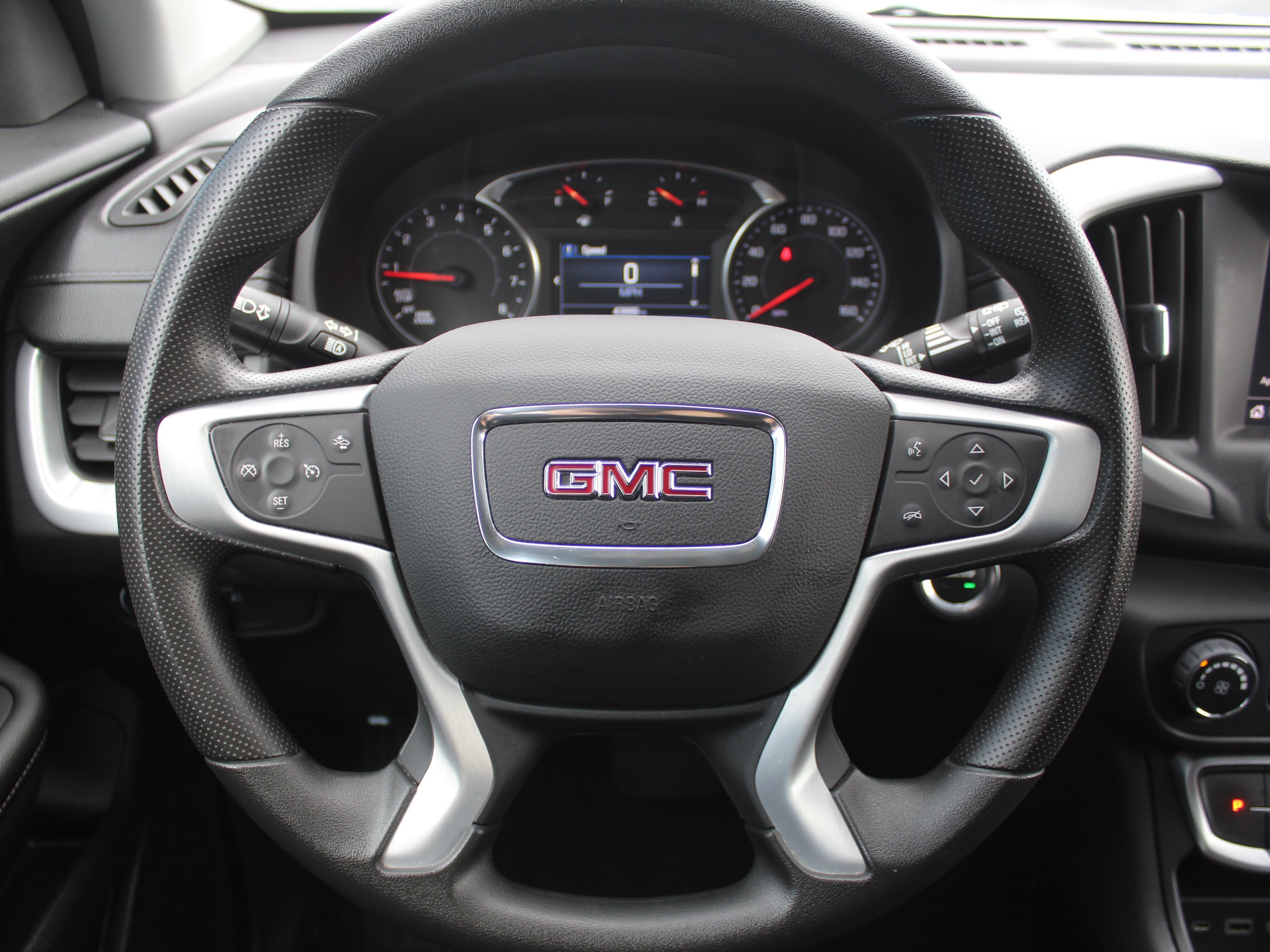 2024 GMC Terrain SLE - Photo 16