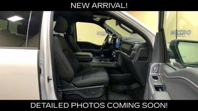 Certified Used 2025 Oxford White Ford XLT image 57