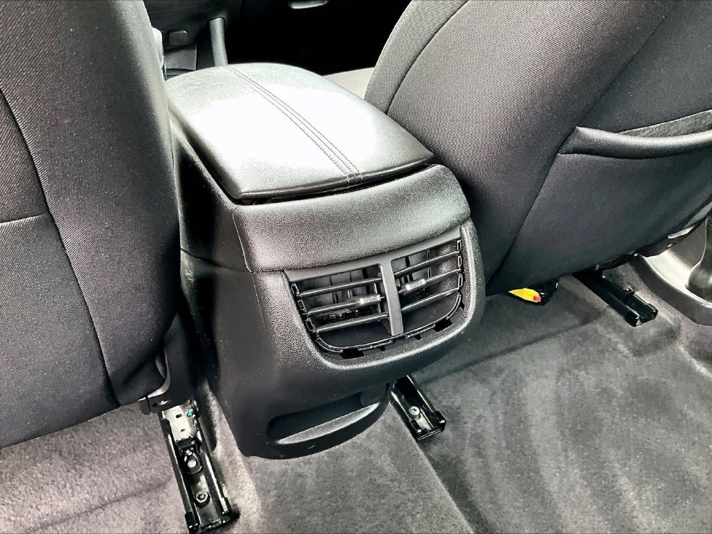 Used 2024 White Chevrolet LT image 26