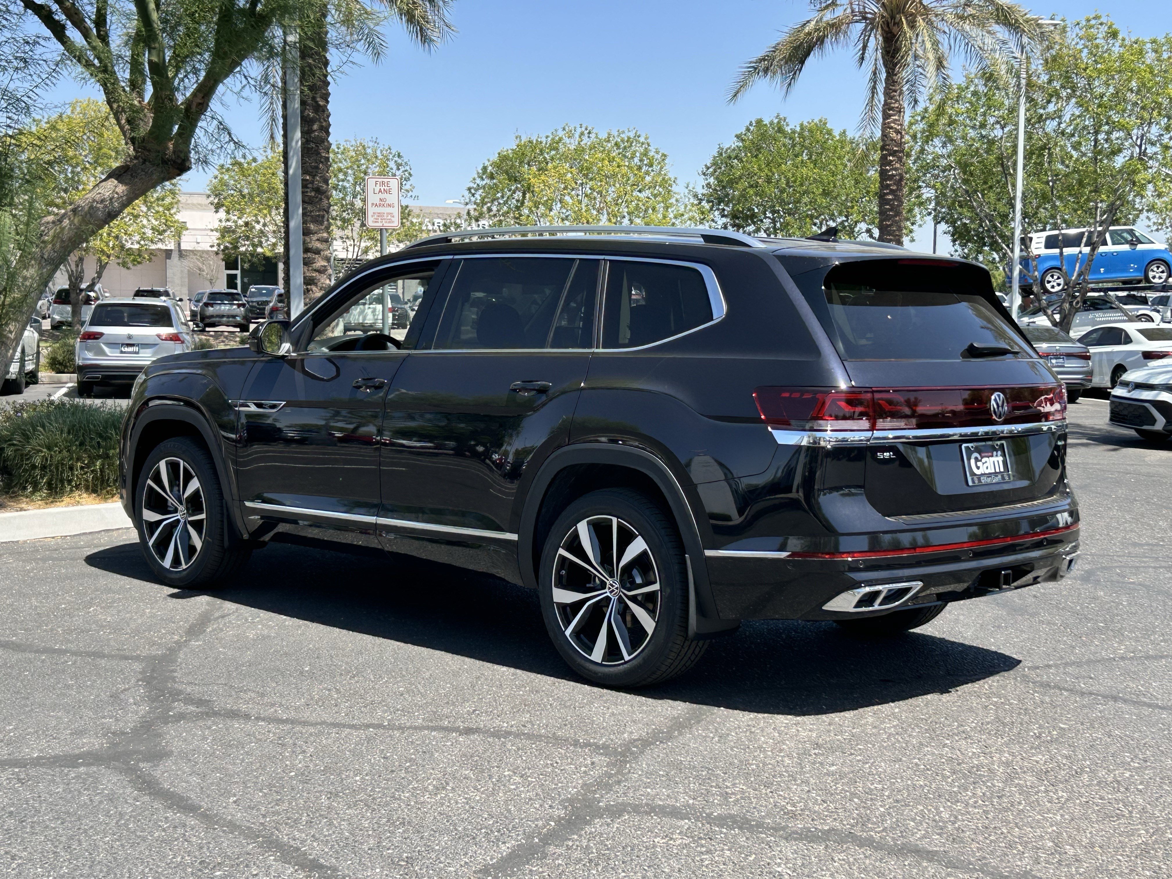 New 2026 Deep Black Pearl Volkswagen 2.0T SEL Premium R-Line image 2