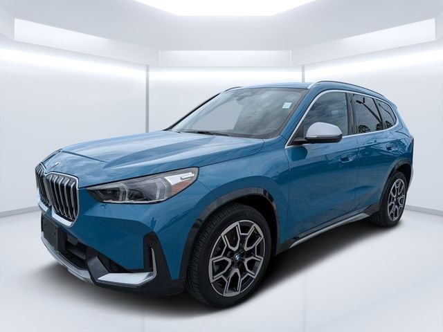 Used 2023 Blue BMW xDrive28i image 7