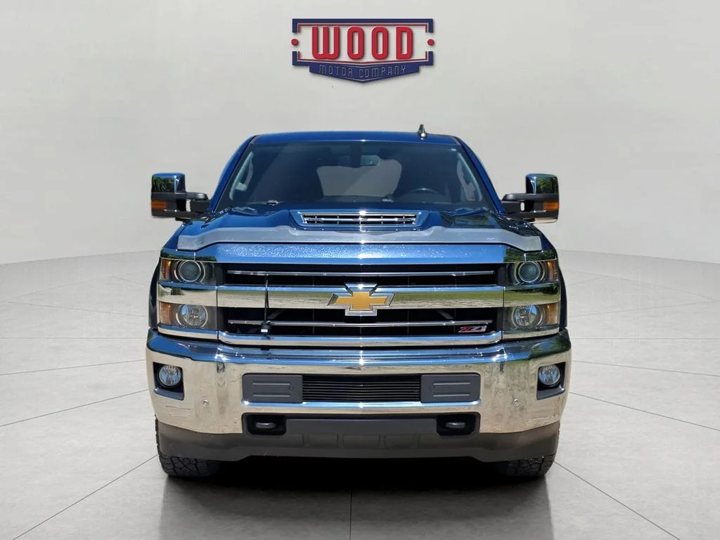Used 2019 Blue Chevrolet LTZ image 5