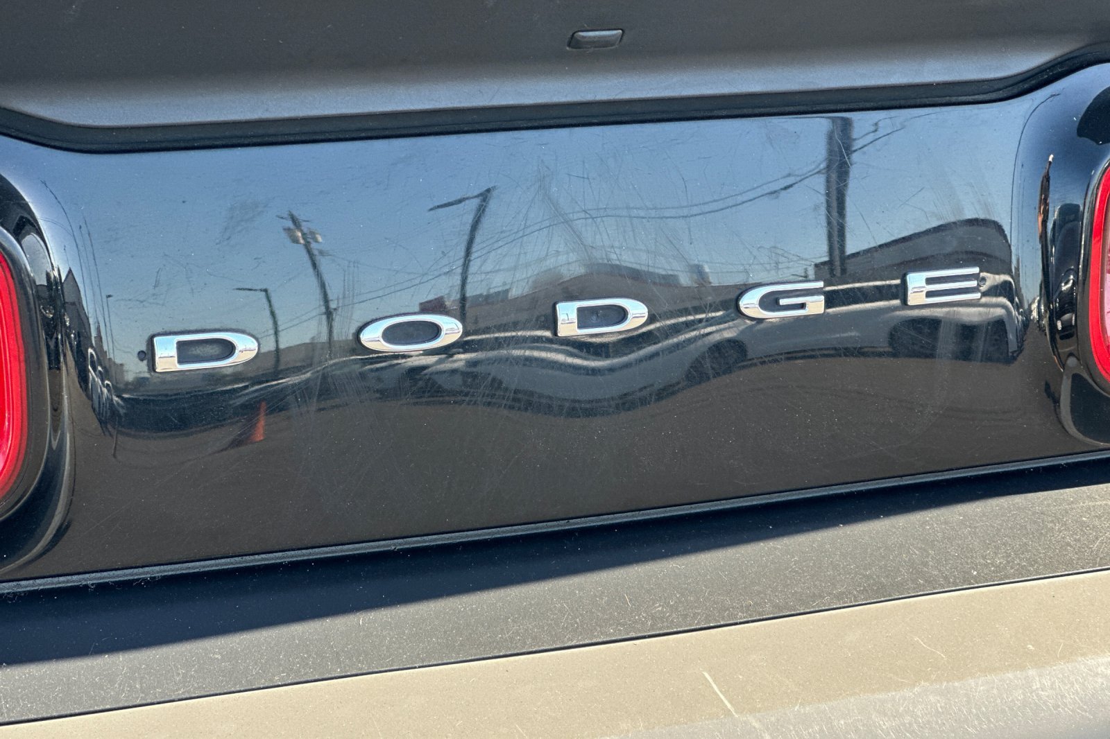 Used 2018 Destroyer Gray Clearcoat Dodge SXT Plus image 26