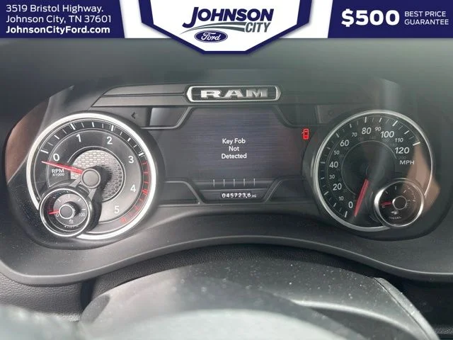 Used 2021 Silver Ram Laramie image 13